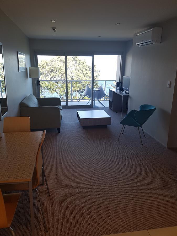 Te Kaha Beach Hotel Exterior photo